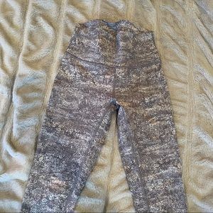 Lululemon wunder under high rise 28”